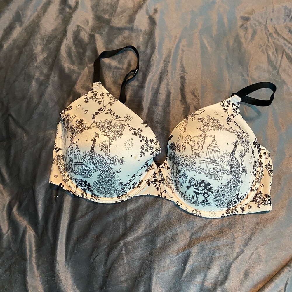 Victoria’s Secret bra